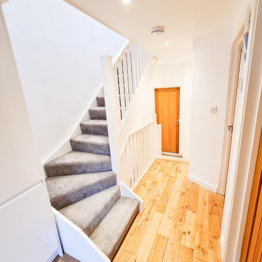 Modern 4 Bedroom Flat Near Station Appartement Hove