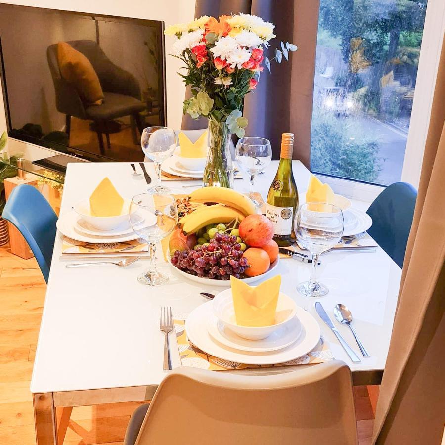Apartment Modern 4 Bedroom Flat Near Station Brighton